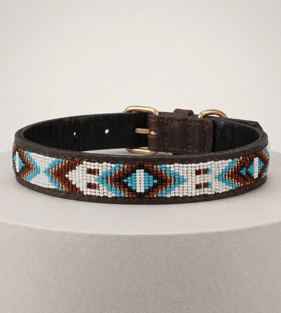 Aztec White: Lederen hondenhalsband met Kralen